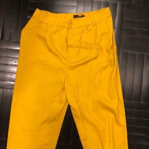 Zara Yellow pleated pants